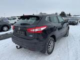 Nissan Qashqai 1.5 dCi DPF Acenta - Nissan Qashqai Acenta mit Diesel-Antrieb