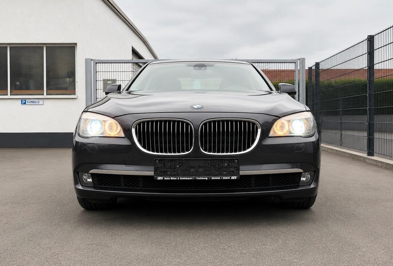 BMW 740D*HEADUP*AHK*SCHIEBEDACH*MEMORY