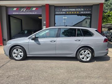 Volkswagen Golf - 2