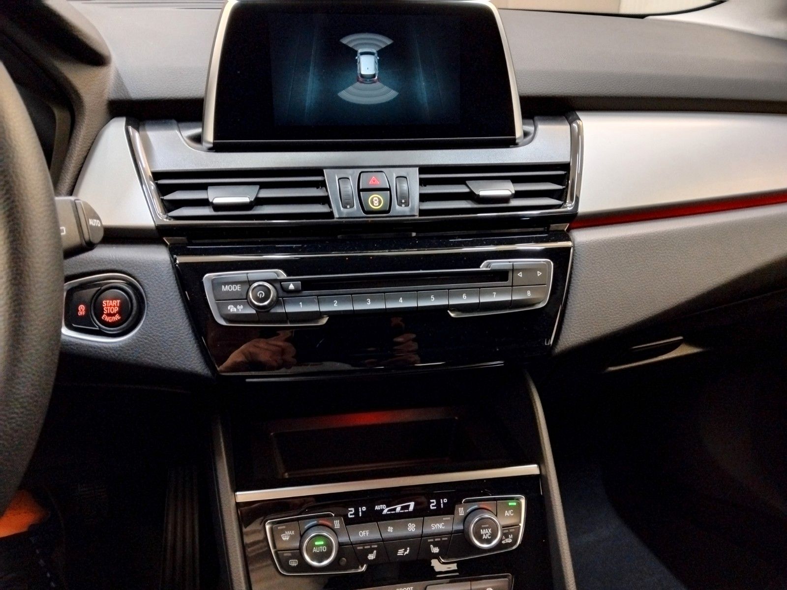 BMW 216 (08/2019, Benzin)