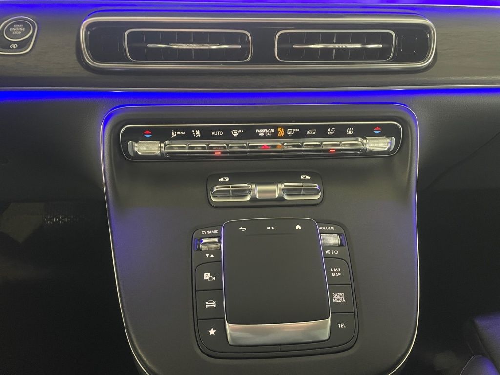 Fahrzeugabbildung Mercedes-Benz V 300 AVG extralang 8 Sitze ele. ST Standhzg