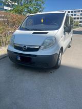 Opel Vivaro - gebrauchte Opel Vivaro aus dem Jahr 2012