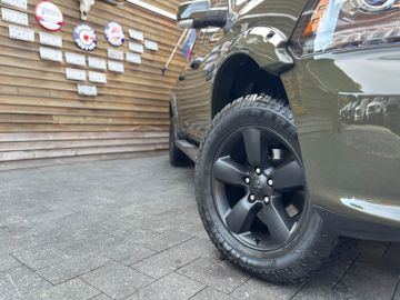Dodge RAM - 4