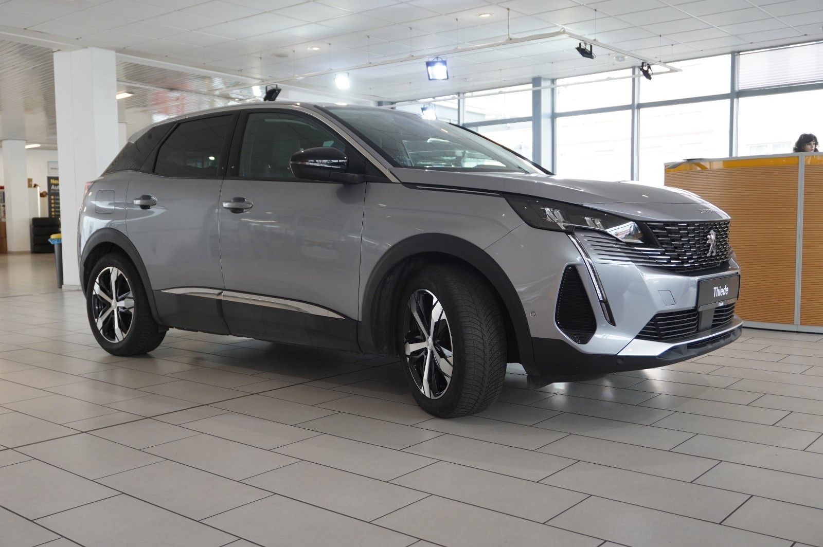 Fahrzeugabbildung Peugeot 3008 1.5D ALLURE NAVI/LED/KAMERA/SPORT/VIRTU/AHK