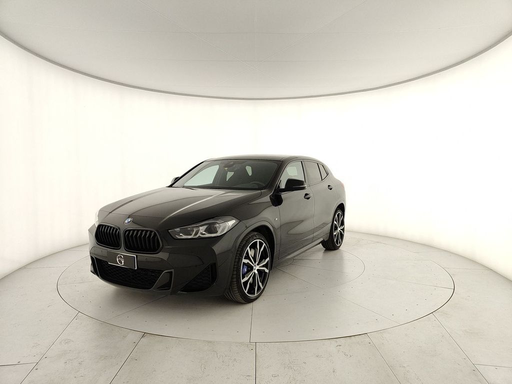 Image of BMW X2