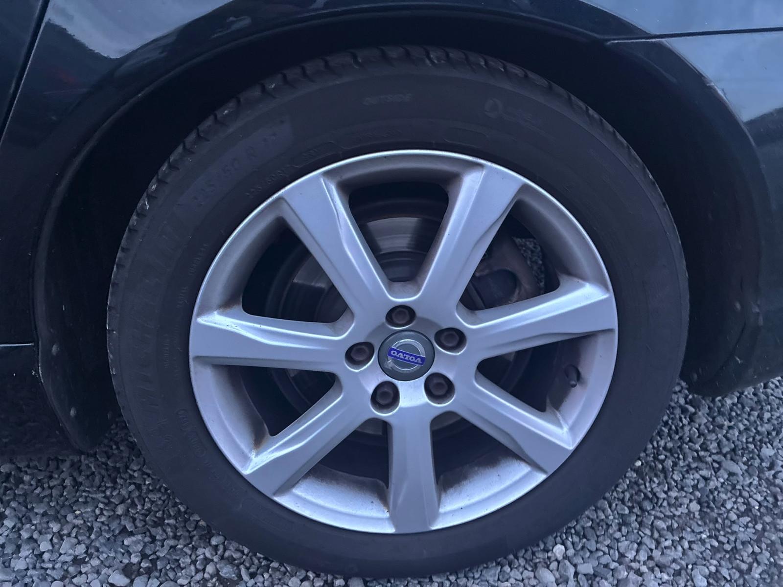 Volvo V70 2015 — фото 16