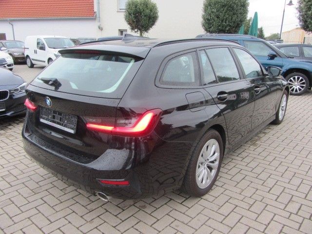 BMW 320d Touring Advantage Automatik foto 4