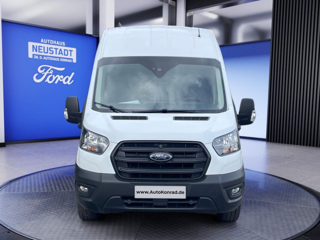 Ford Transit — fotografia 2