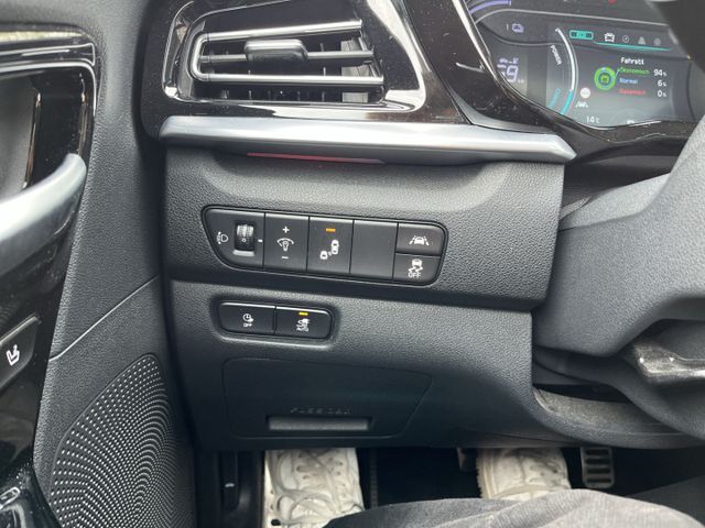Niro NIRO EV 204 SPIRIT 3PH GLASDACH LEDER+ JBL 