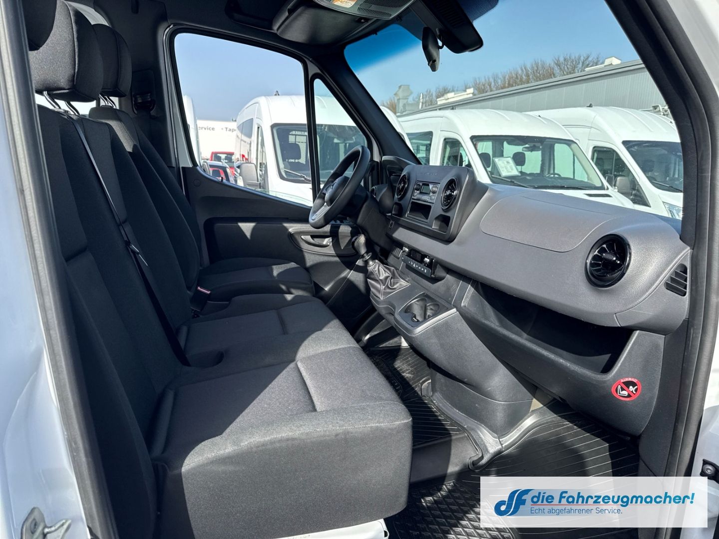 Fahrzeugabbildung Mercedes-Benz Sprinter III Tourer 311 CDI L2 DAB Tel.-Vorb. Kl