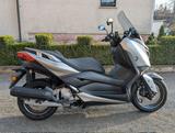 Yamaha X-MAX 125