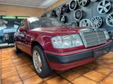 Mercedes-Benz E 200 W124*SCHIEBEDACH/TÜV+AU & INSPEK. NEU!!! - gebrauchte Mercedes-Benz E 200 aus dem Jahr 1991