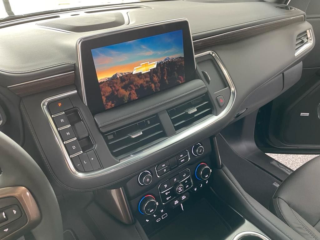 Fahrzeugabbildung Chevrolet 2023 TAHOE 6.2 ECOTEC HIGH COUNTRY 4x4-HUD-