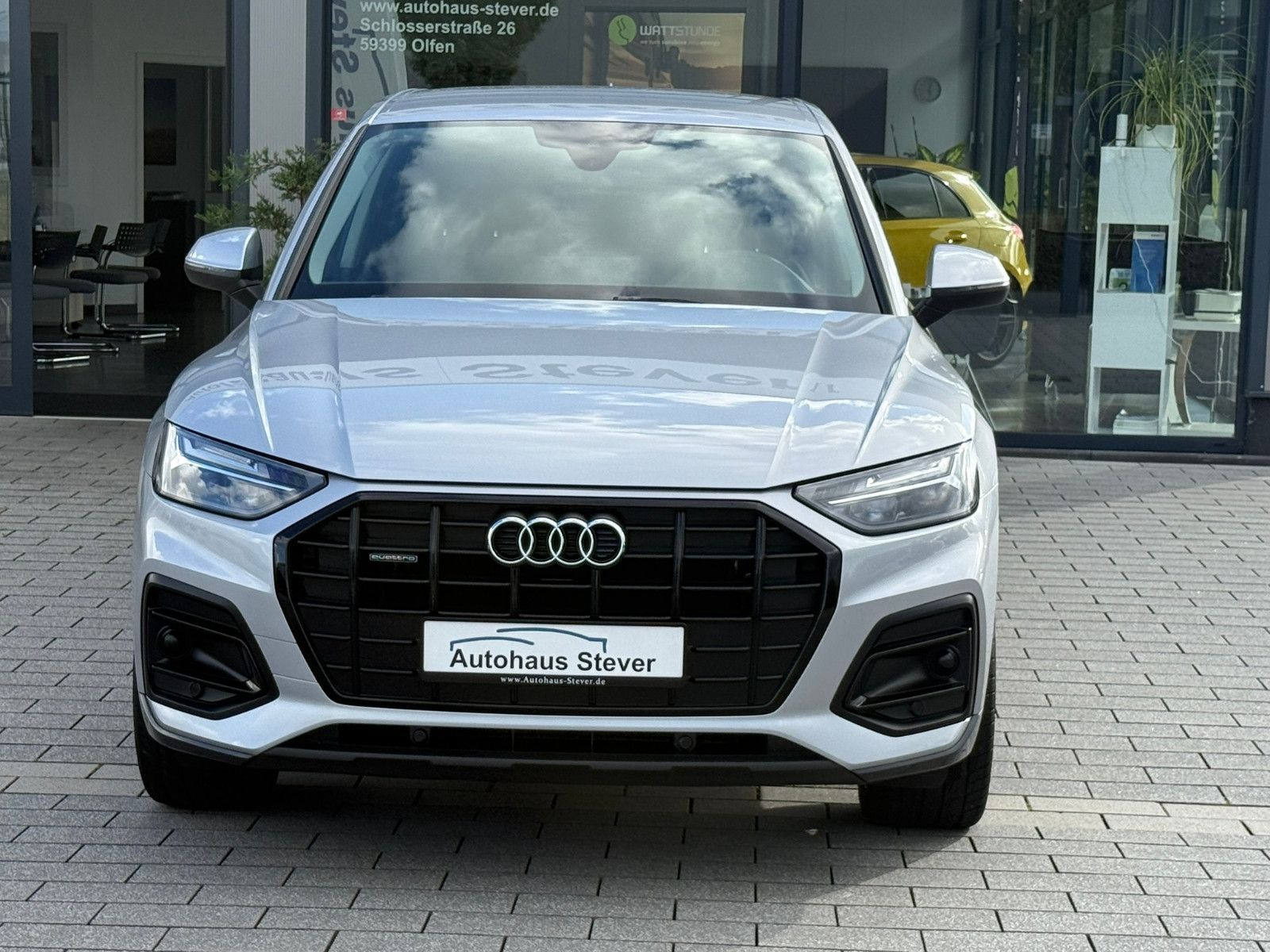 Fahrzeugabbildung Audi Q5 Sportback 40 TDI quattro advanced