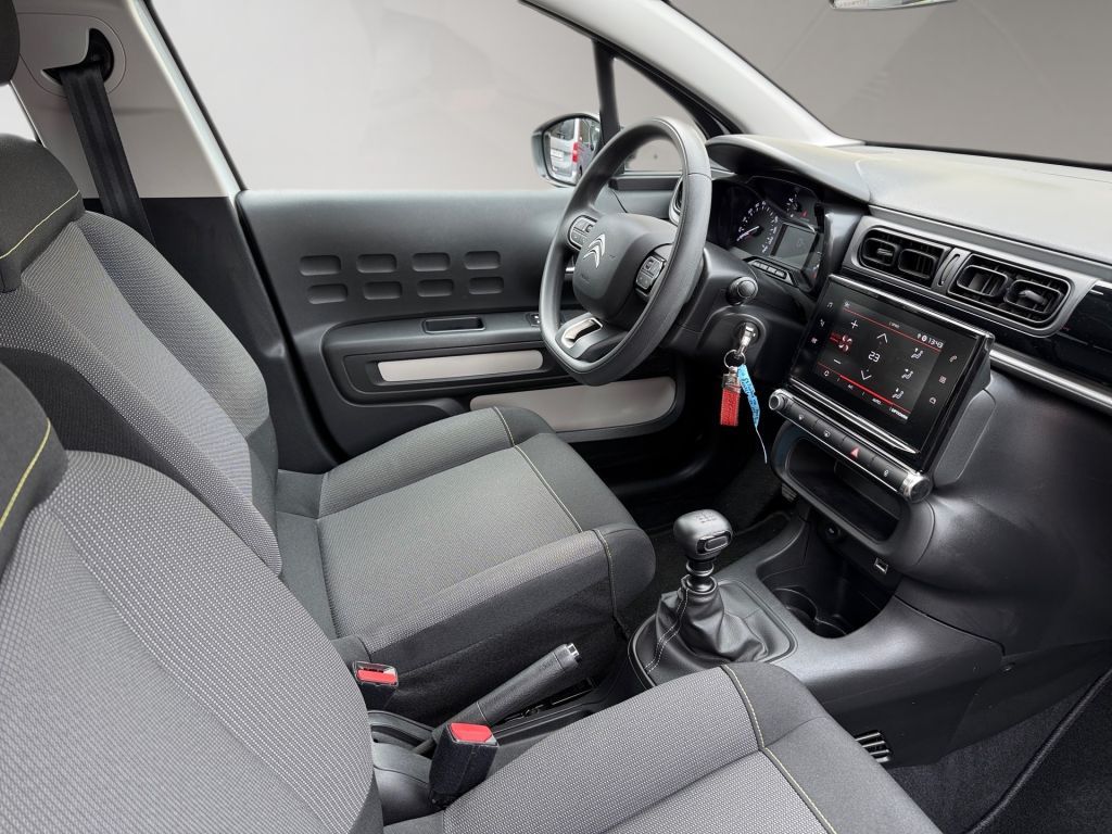 Fahrzeugabbildung Citroën C3 Pure Tech 110 S&S FEEL PACK