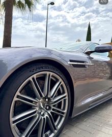 2016 Aston Martin DBS — фото 4
