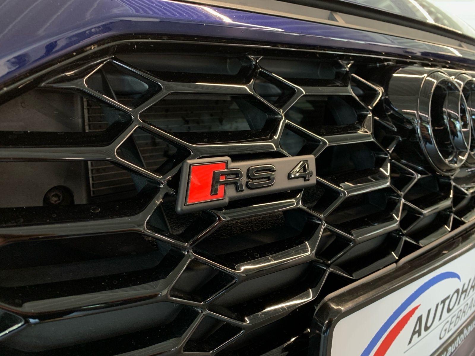 Audi RS4 - Bild 23