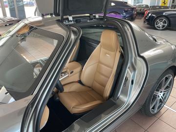 صورة مصغرة 15 لـ 2011 Mercedes-BENZ SLS AMG