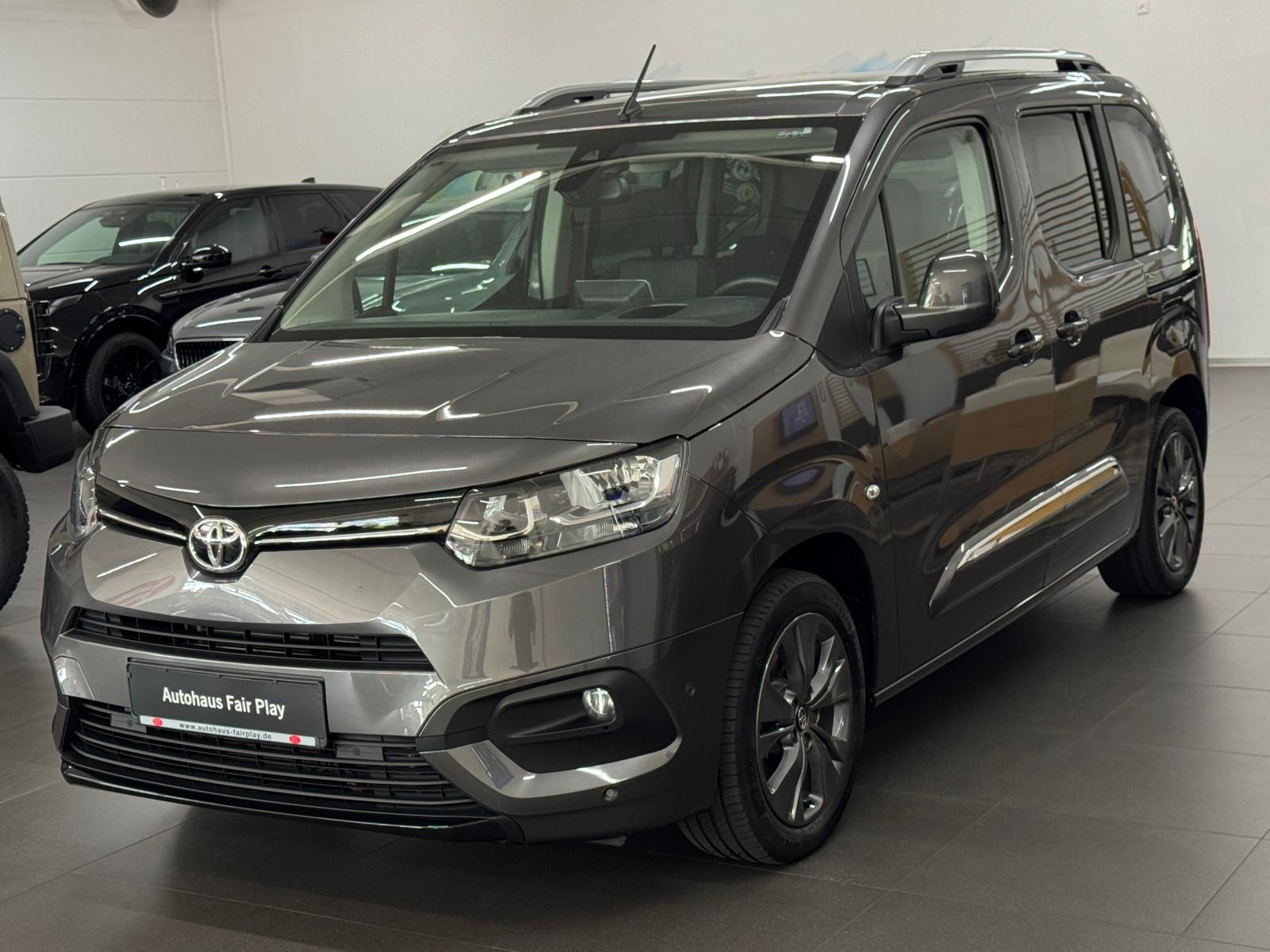 Toyota Proace City Verso L1 Executive AUT. AHK/KAMERA