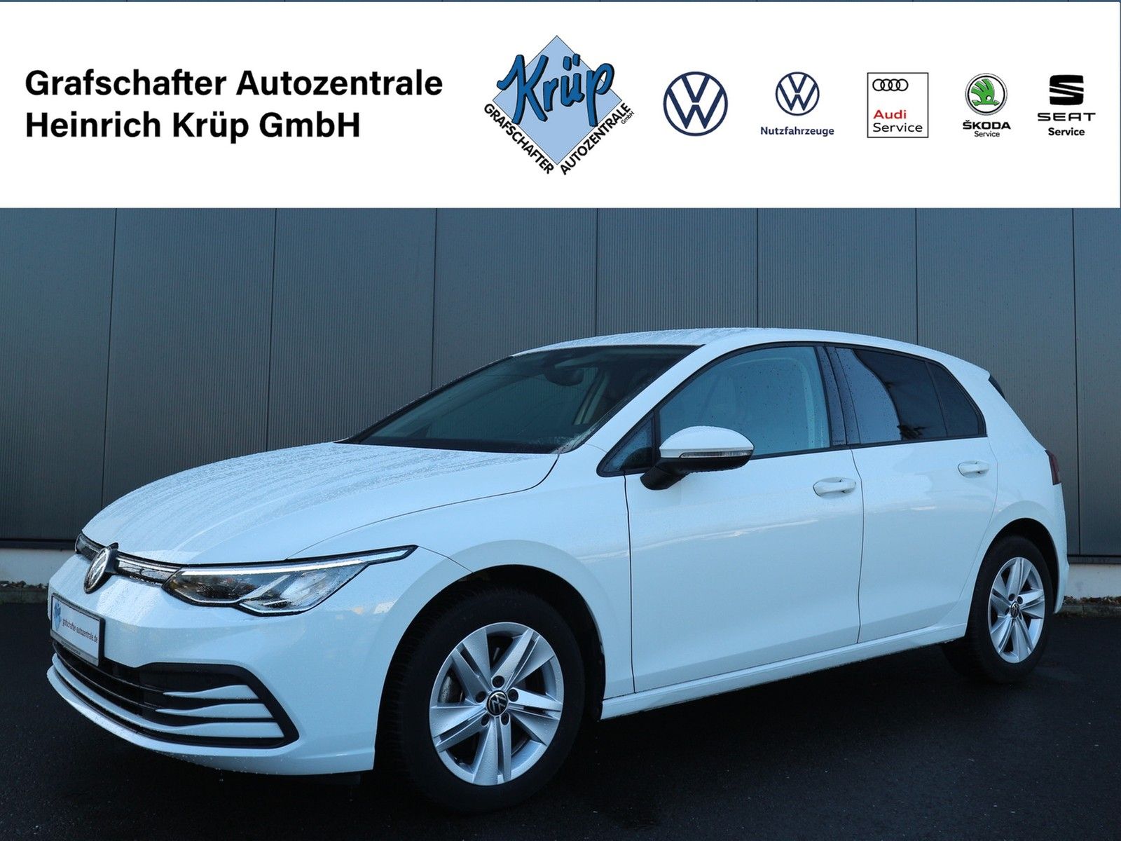 Volkswagen Golf VIII 1,0 eTSI DSG Life /NAV/KAM/ACC