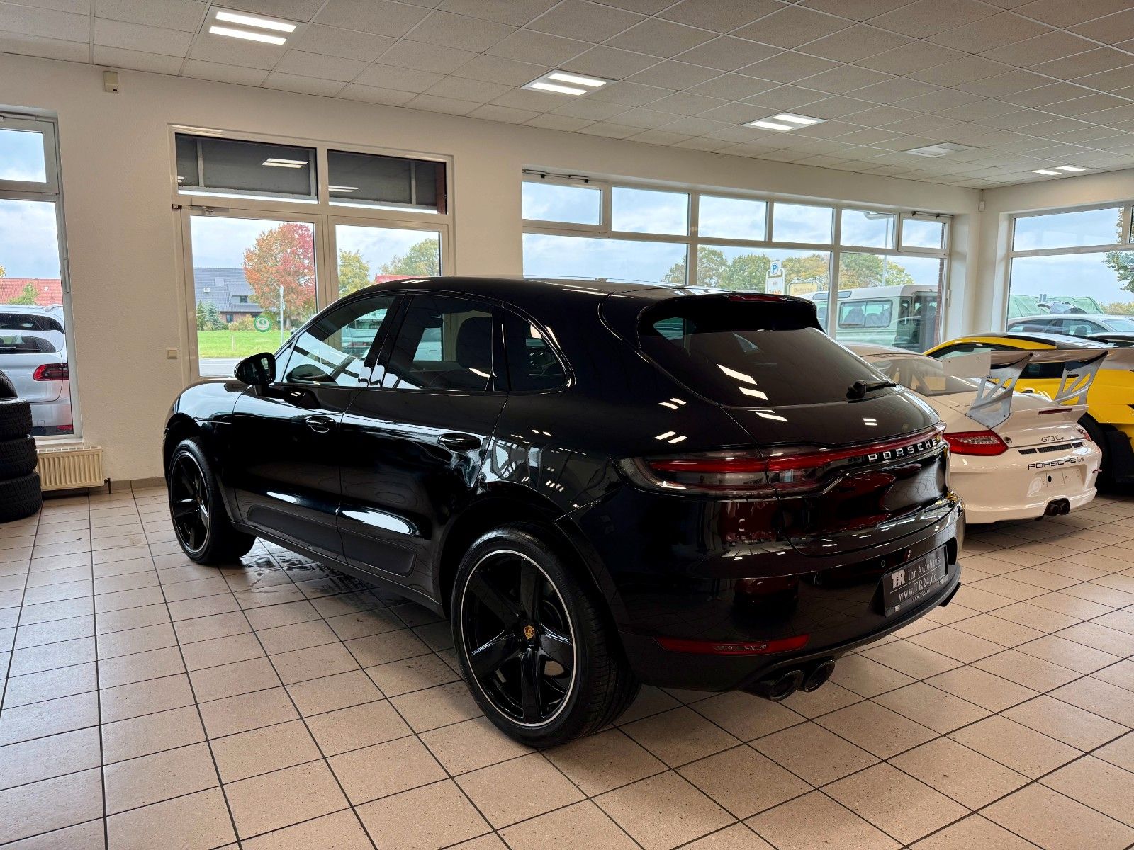 Fahrzeugabbildung Porsche Macan S PDK AHK/21"Zoll/DAB/LED