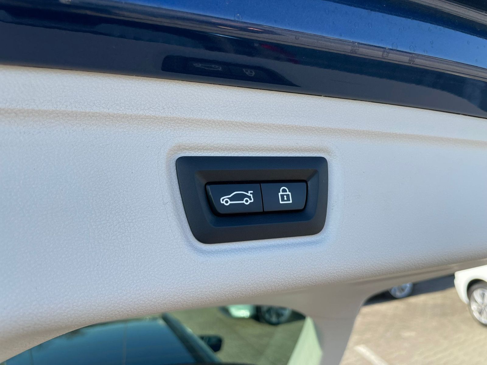 BMW 330e Touring Advantage HUD SHZ RFK AHK LiveCoPro foto 9