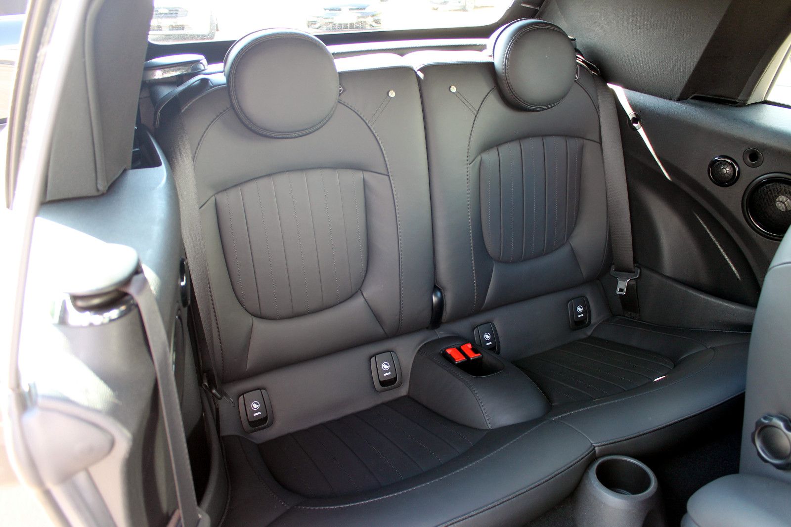 Fahrzeugabbildung MINI John Cooper Works Cabrio Steptr. ACC LED HUD NAV