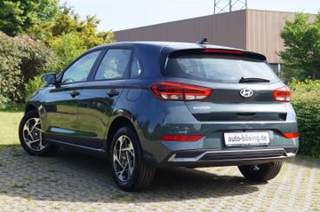 Hyundai i30 1.5 DPI NAVI-LED-KAMERA-SHZG-PDC-