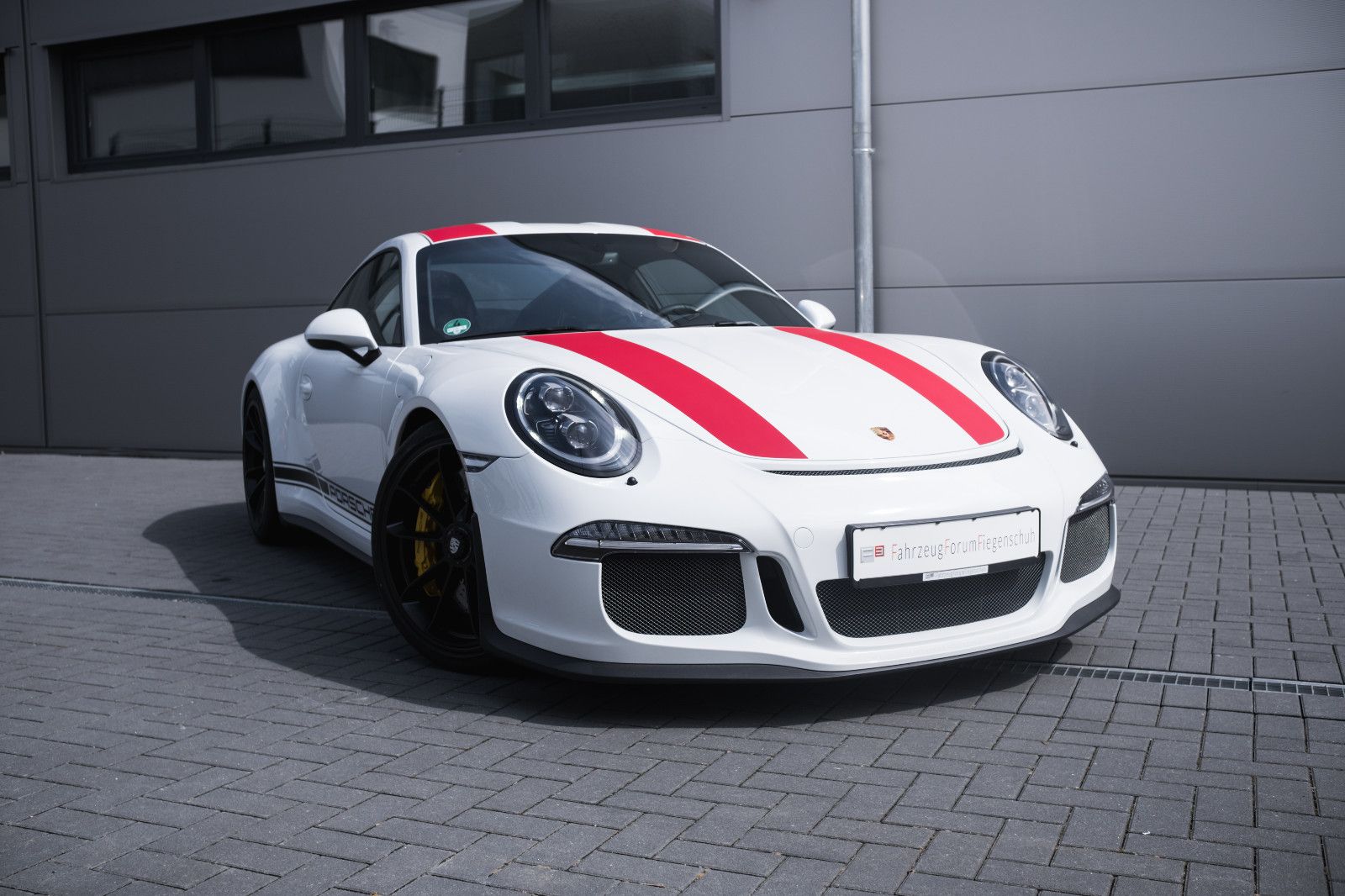 Fahrzeugabbildung Porsche 991/911 R - 985KM-Lift-90L-LED-Einmasse-Approved