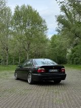 BMW 525i M Sport + Glasdach + DSP HiFi + 8-fach - BMW 525 aus 2001: D