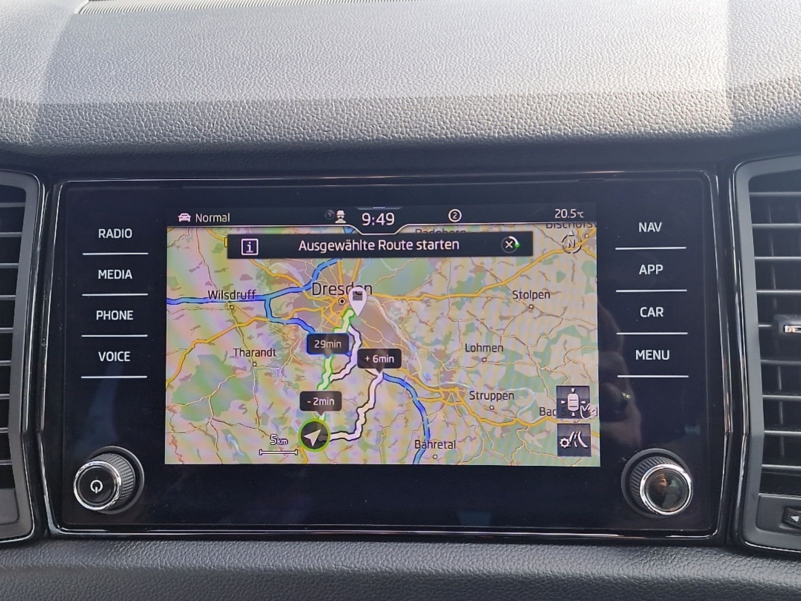 Fahrzeugabbildung SKODA Kodiaq TDI Clever 4x4 LED Navi ACC STHZ 4xSHZ
