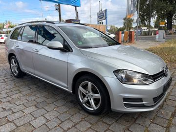Volkswagen Golf - 3