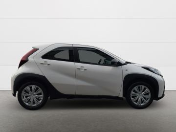 Toyota Aygo (X) - 10