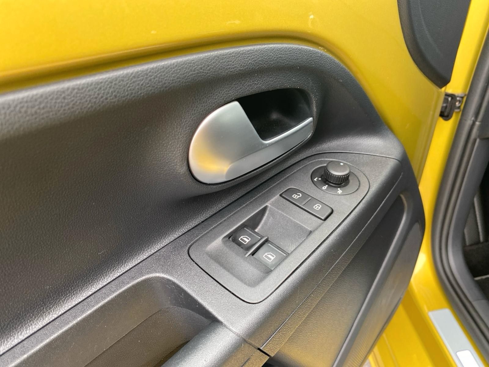 Fahrzeugabbildung Volkswagen e-up!