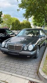 Mercedes-Benz Ich verkaufe einen Mercedes-Benz E200 TUV ... - gebrauchte Mercedes-Benz E 200 aus dem Jahr 1997