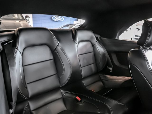 Ford Mustang Basis Convertible Performance-Paket Navi