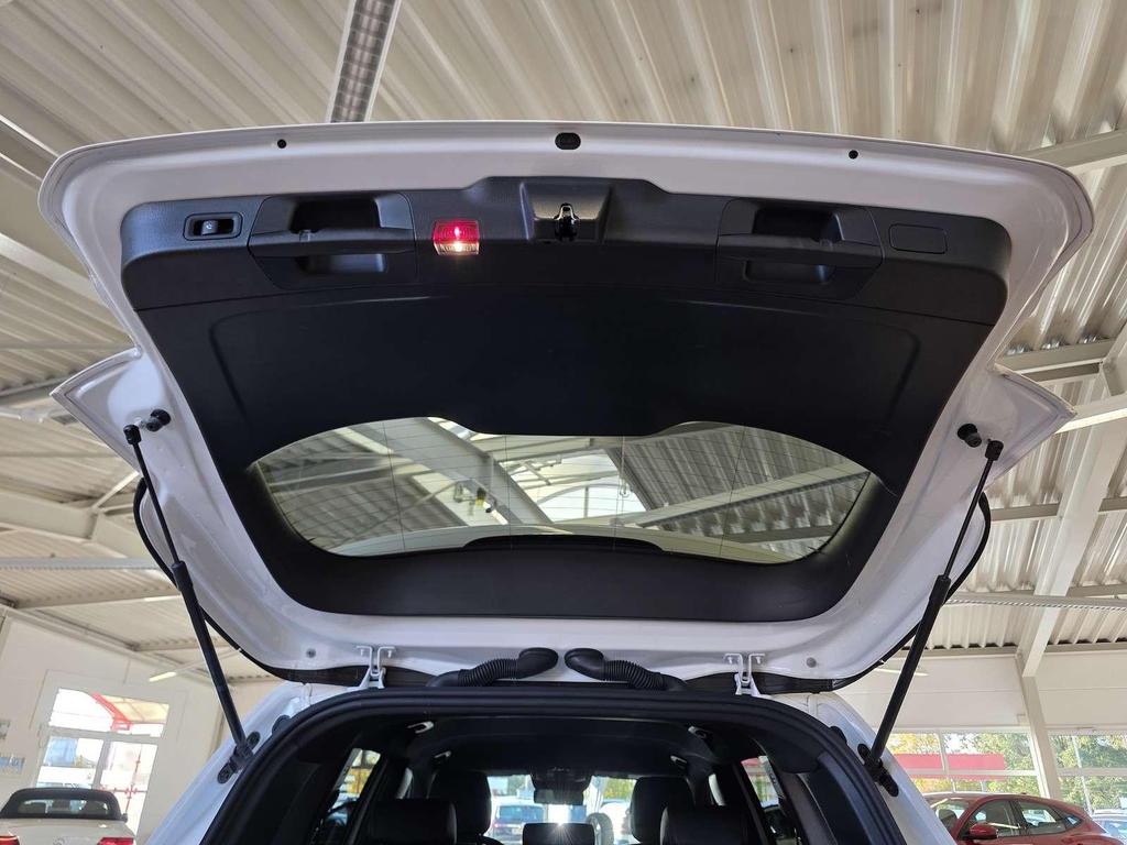 Mercedes-Benz GLB 250