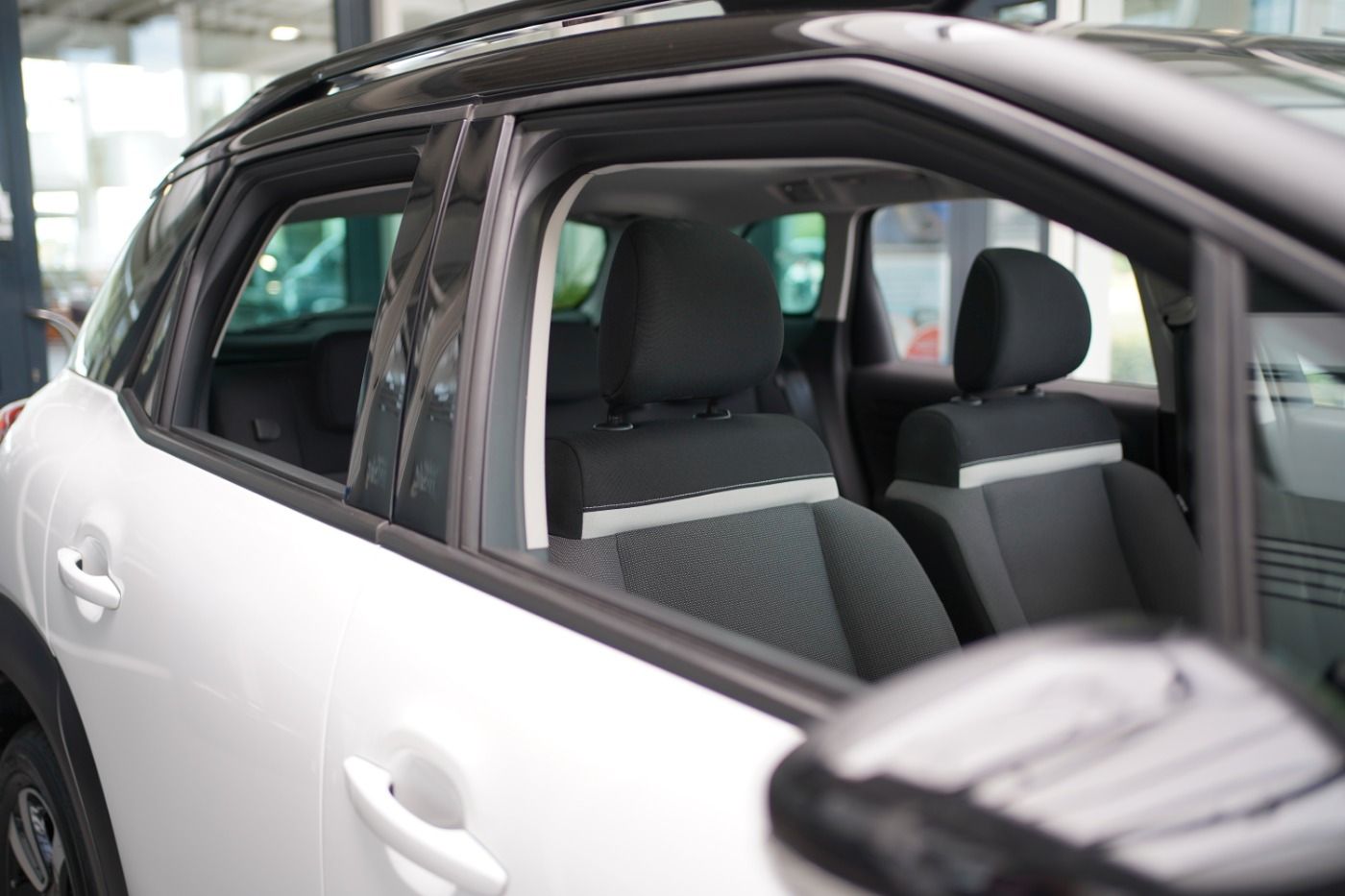 Fahrzeugabbildung Citroën C3 Aircross PureTech 110 Shine Schiebedach Navi