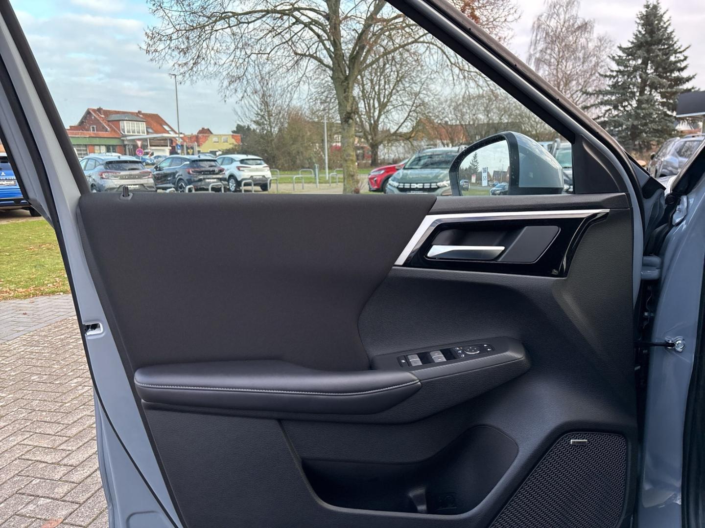 Mitsubishi Outlander Plug-in Hybrid BASIS 2,4l Navi  360 Ka