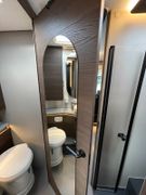Adria Supersonic 780 DC |  Queensbett |