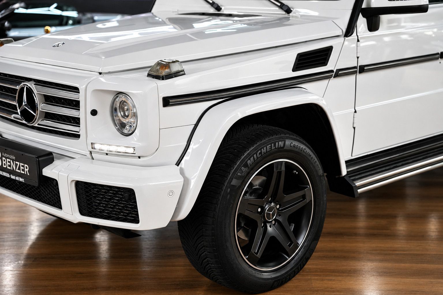 Fahrzeugabbildung Mercedes-Benz G 350 d*AMG*S-Dach*HarmanKardon*Memory*Sitzklima
