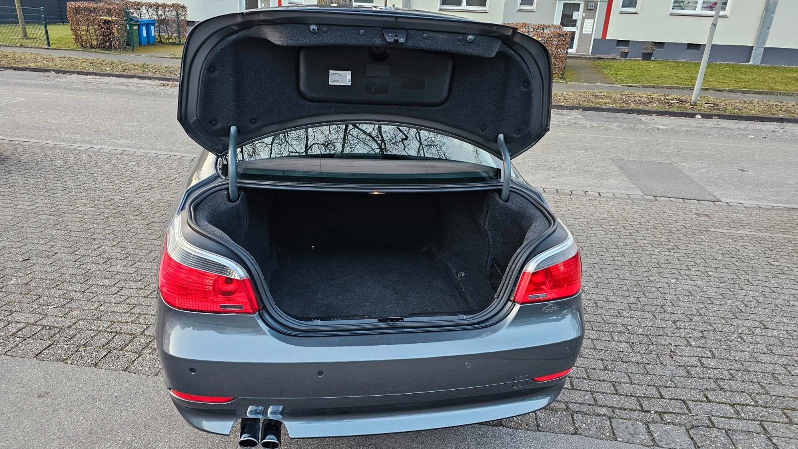 BMW 530 5 Limousine 530i,Leder,Navi,PDC