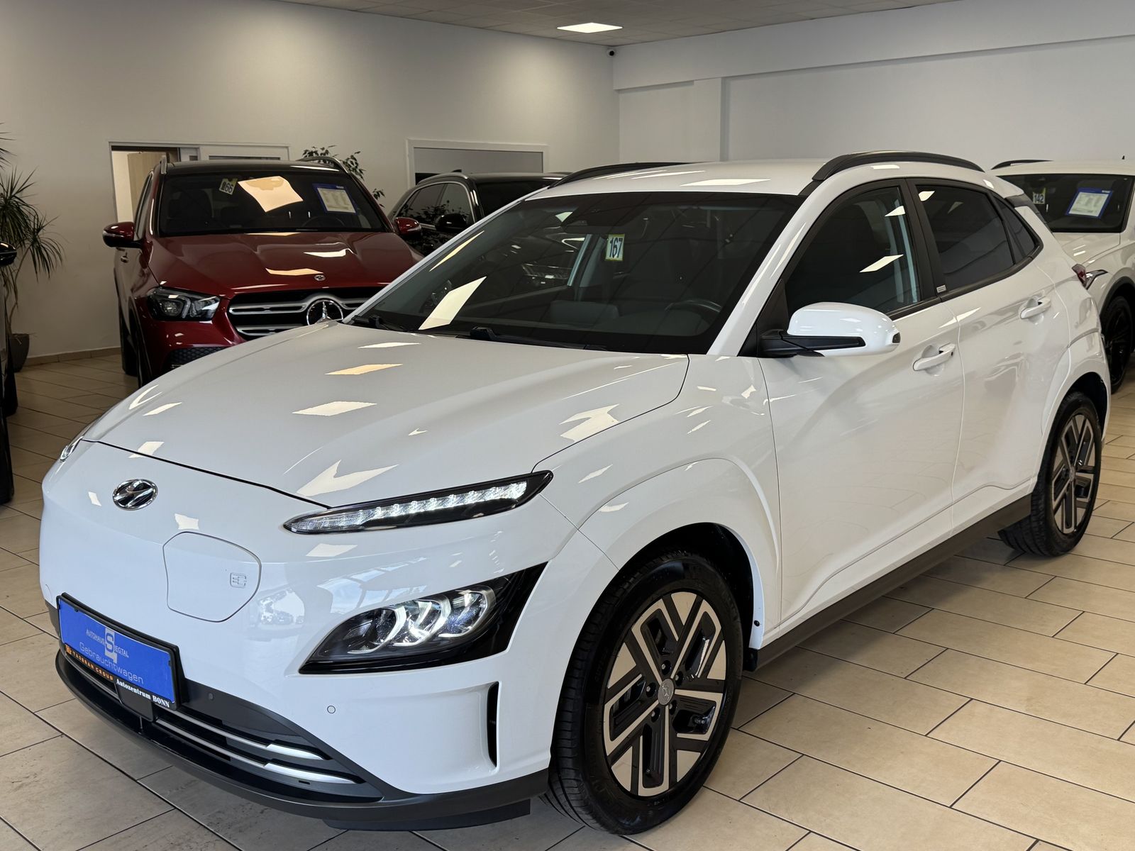 Hyundai Kona Trend 2WD*ACC*LED*Navi*CarPlay*Krell*R-Cam
