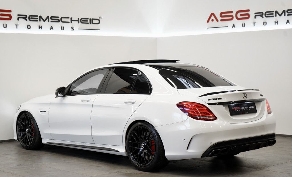 Mercedes Benz C 63 Amg