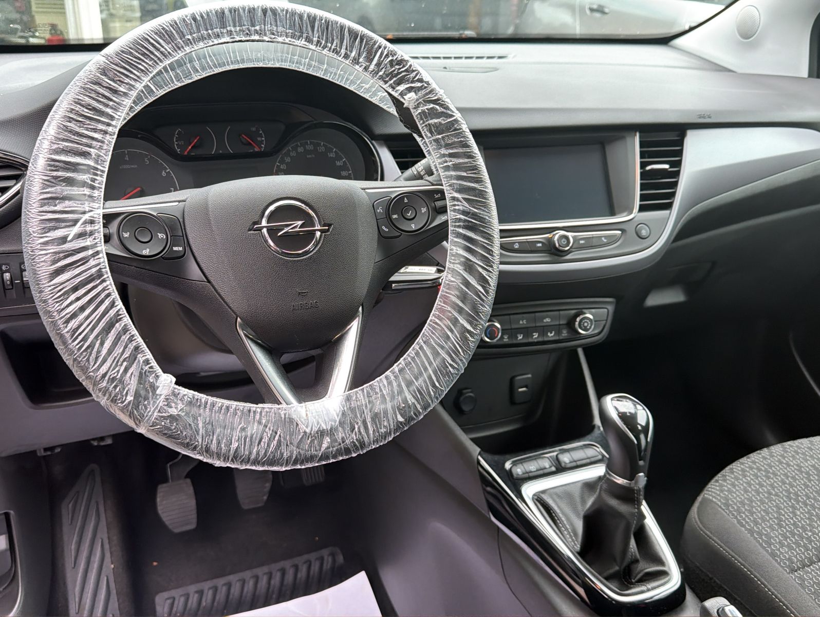 Fahrzeugabbildung Opel Crossland X Edition - Tempomat - ab 97,- € i. M.