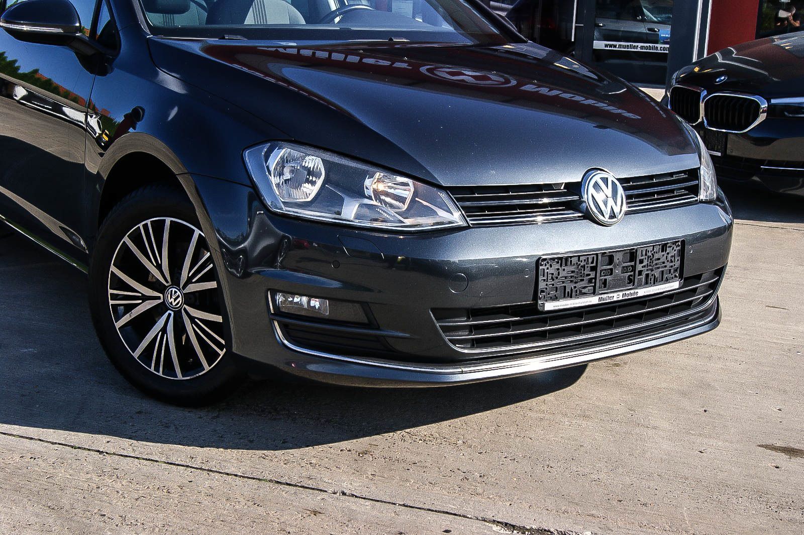 Fahrzeugabbildung Volkswagen Golf VII Allstar 16TDI NAVIGATION SIHZG TEMPOMAT
