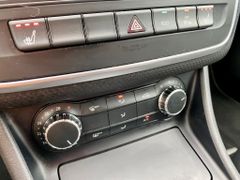 Fahrzeugabbildung Mercedes-Benz A 200 Urban KLIMA SHZ KAMERA PDC AHK ALLWETTER