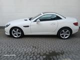 Mercedes-Benz SLC 200 Roadster Leder Navi 6 Gang PTS Pano - Mercedes-Benz SLC 200 aus 2016