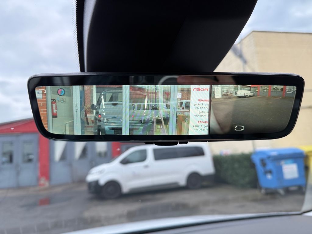 Fahrzeugabbildung Citroën Berlingo 1.5 Diesel 100 M XTR *Sofort verfügbar