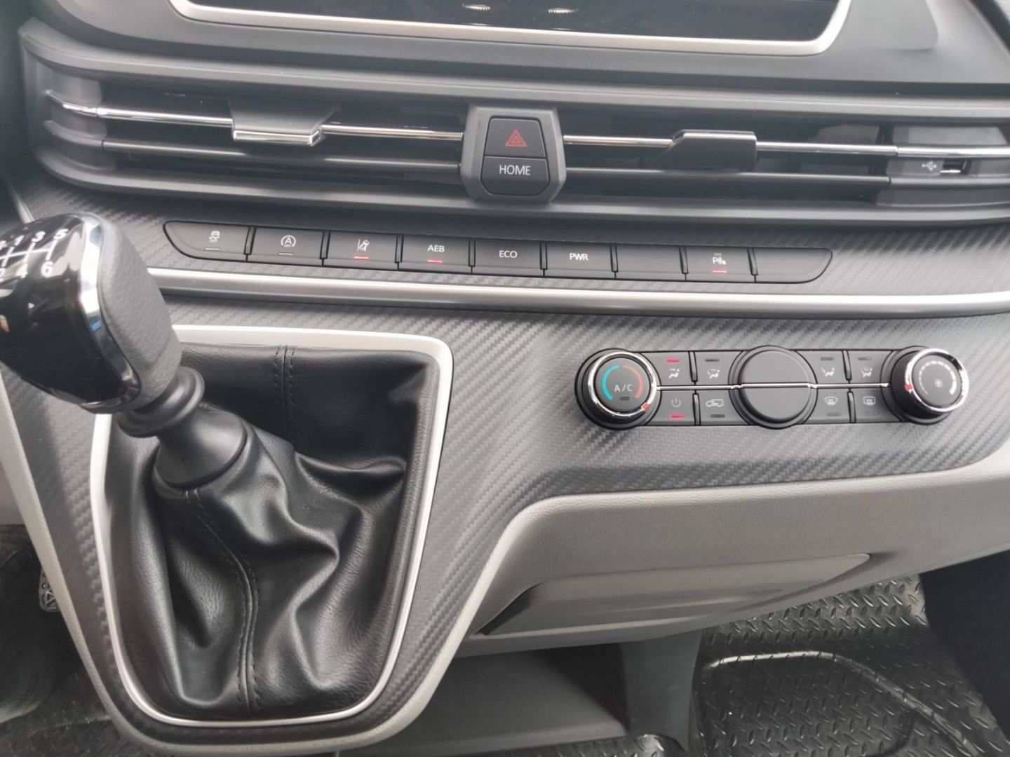 Fahrzeugabbildung Maxus Deliver9 2.0 Diesel Panel Van L3H2 FWD Base